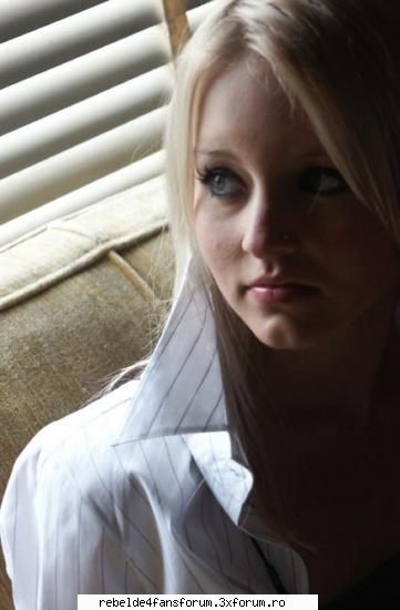 angelique boyer( victoria) shi asta cool....
