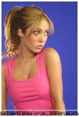 anahi nascuta data mexico si-a inceput cariera varsta numai ani.in 1996, si-a primul 2002 primeasca