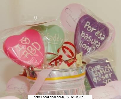 Magazinul lui Anahi - si io vreau cv de la acest magazin :) - ♥Anahi♥